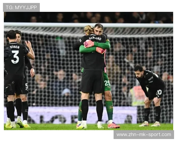 曼城围攻富勒姆禁区，多库过人节奏太快引轰动